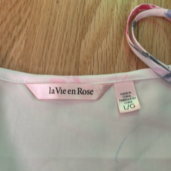 La Vie En Rose Luxury Edition Pink and White Floral Satin Camisole White Garden - Picture 6 of 9